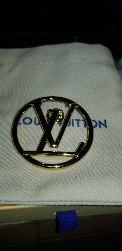 Women's Brooch