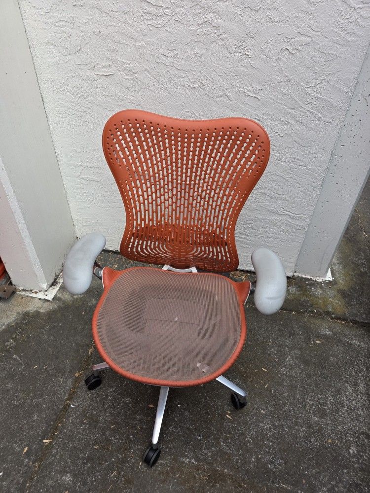 Herman Miller professional hi quality office chair model Mira 2 Orange / Gray
Made in USA