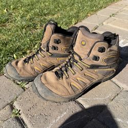 Merrill hiking boots