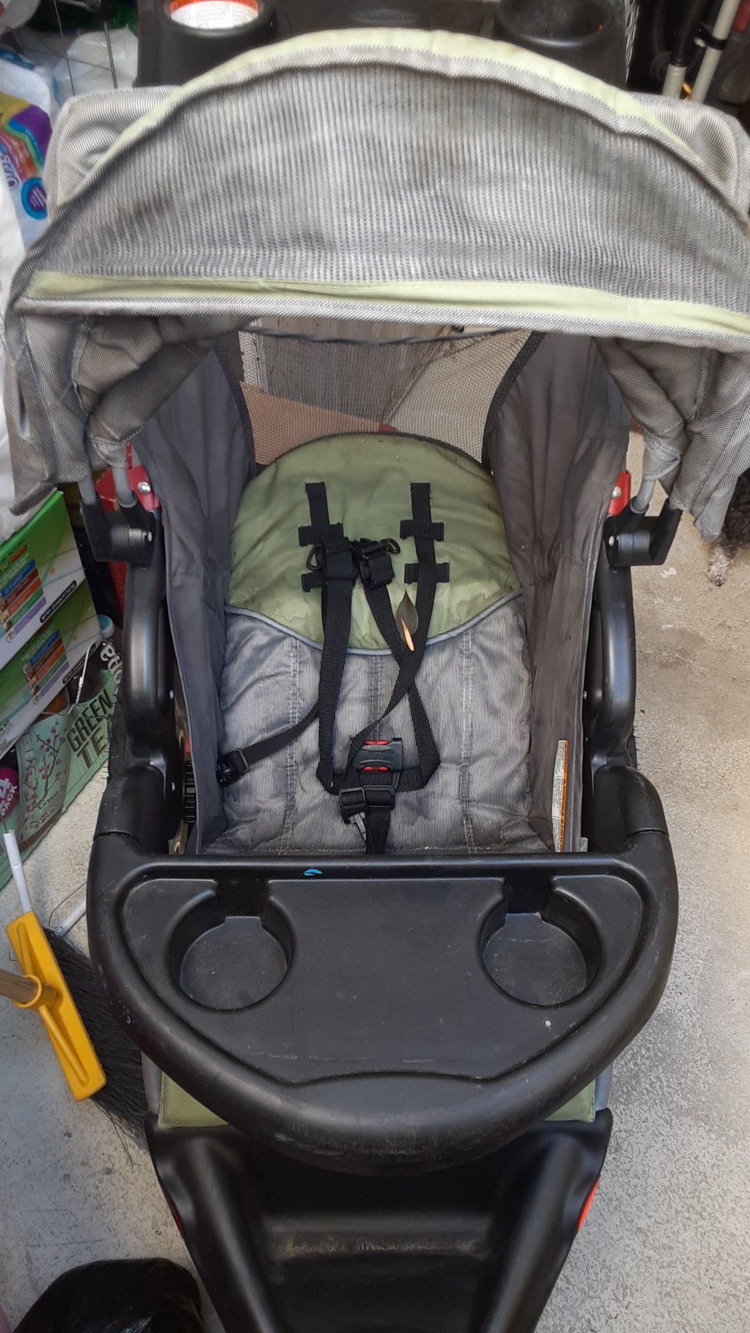 3 Wheel stroller