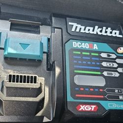 Makita 40v Charger 