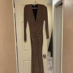 4 Dresses 