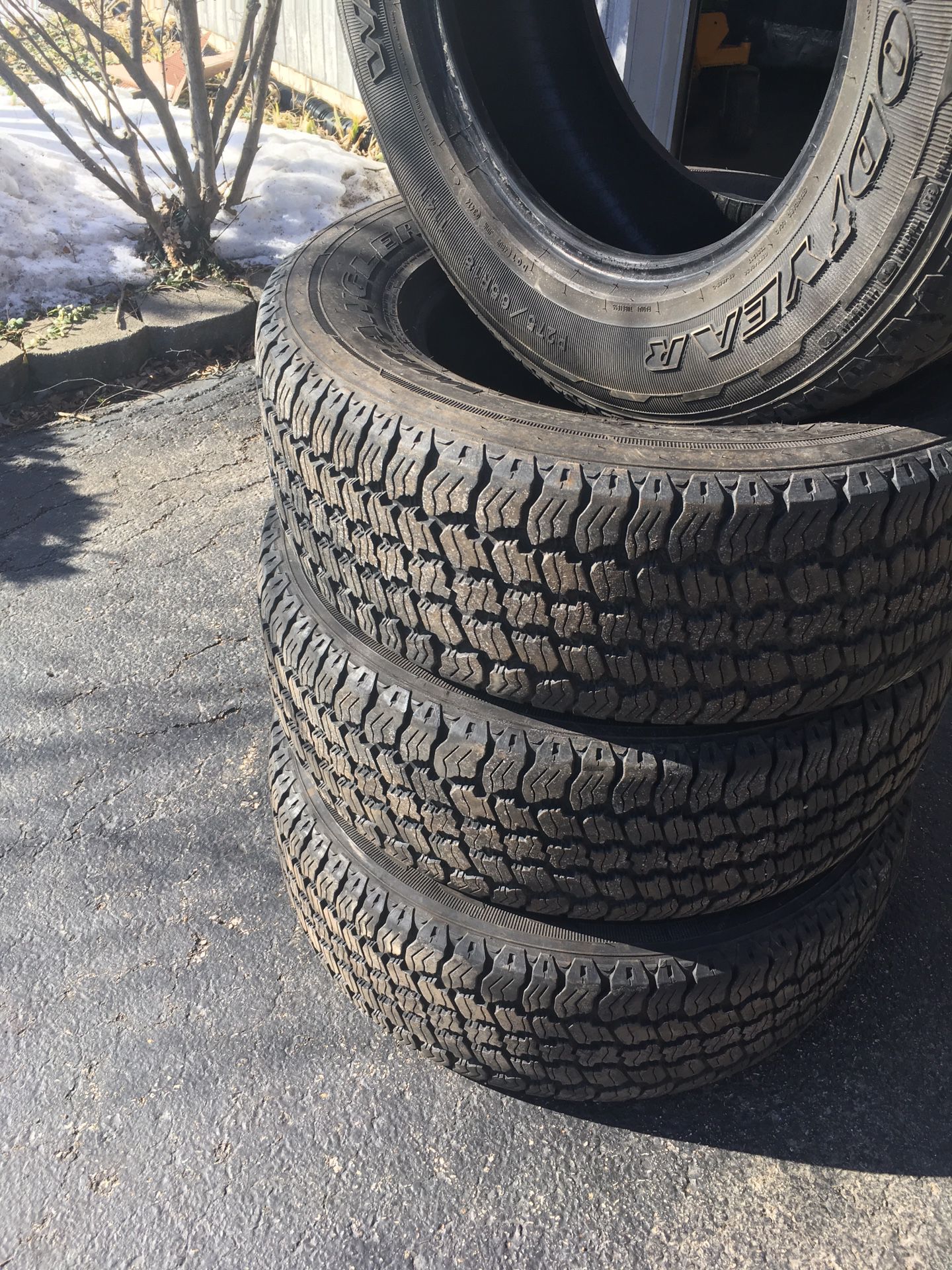 Goodyear wrangler armortrac p275/65/r18 all 4 at10/32” for Sale in Huntley,  IL - OfferUp