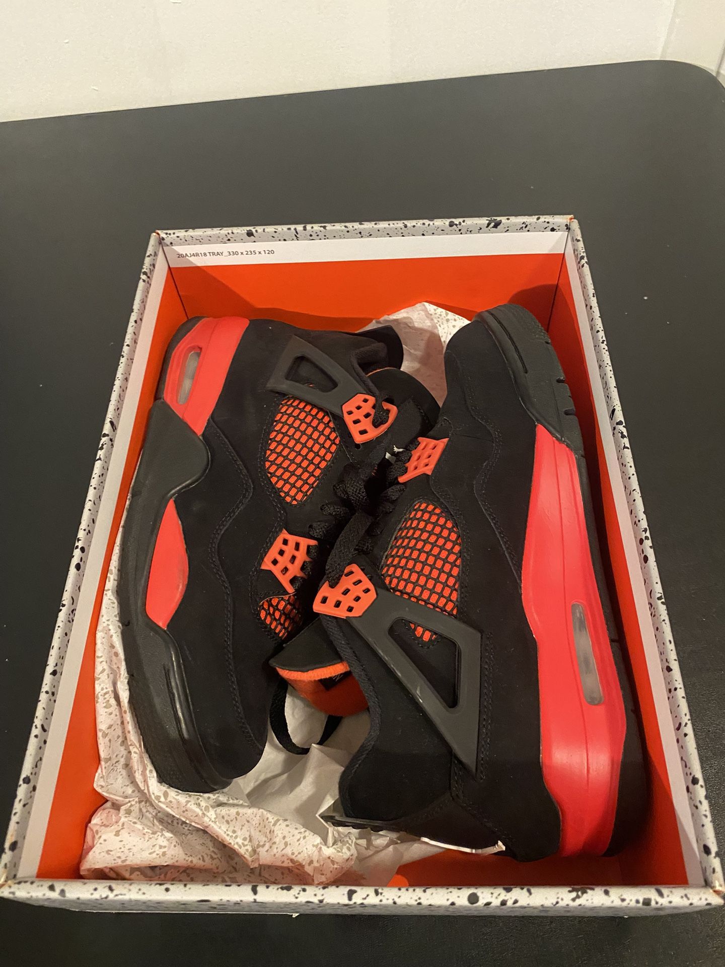 Air Jordan 4 Red Thunder Nike Retro