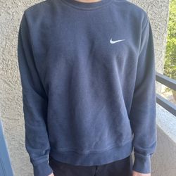 Vintage Men’s Nike Sweatshirt 