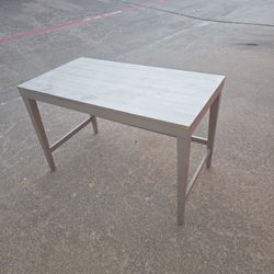 Table Desk 4'x30"x26"