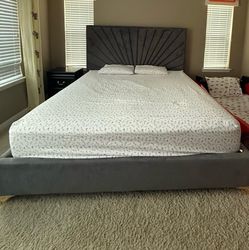 Solid bed frame with beauty rest silver extra firm king mattress