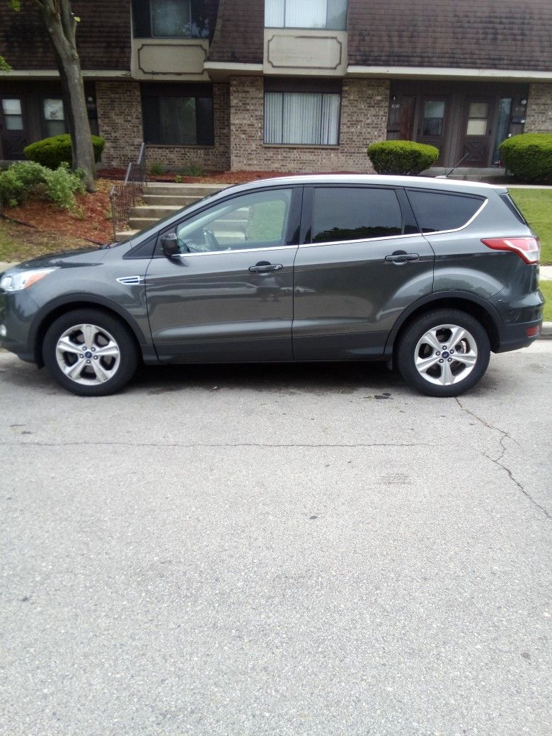 2015 Ford Escape SE