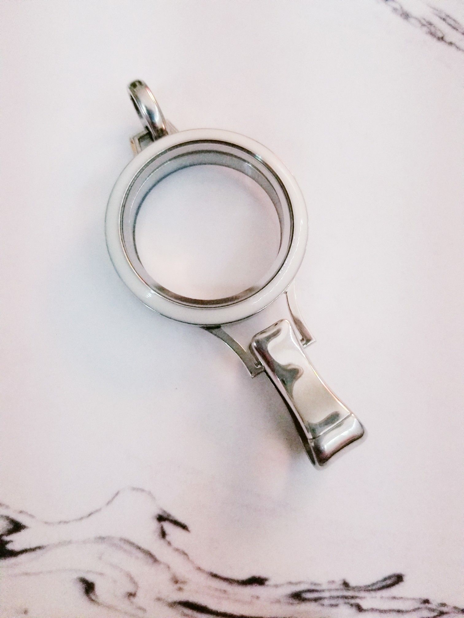 Origami ow locket lanyard