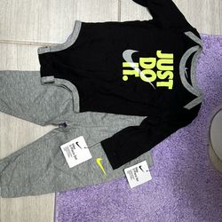 9M Nike Baby Set 