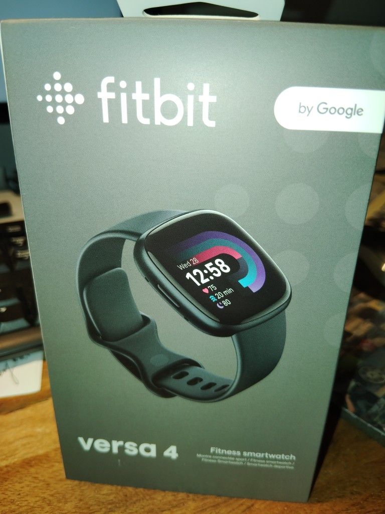 Fitbit Versa 4
