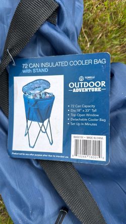 Easy carry insulated cooler in a bag for easy to carry