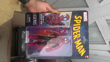 Marvel Legends Ben Reilly Spider-Man Action Figure