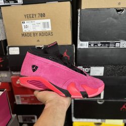 Jordan 14 Low Shocking P size 10.5W 9M  USED But Clean