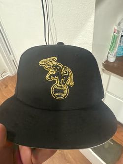 Oakland Athletics New Era Fitted Hat Rare black and gold