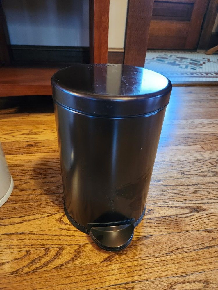 SimpleHuman 4.5L Round Step Trash Can Bronze