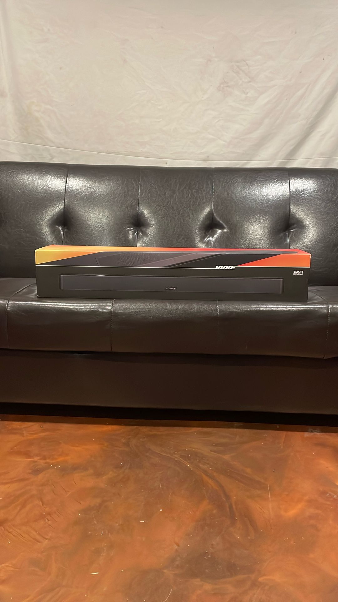 New! BOSE Smart Sound Bar- Crystal Clear Surround Sound