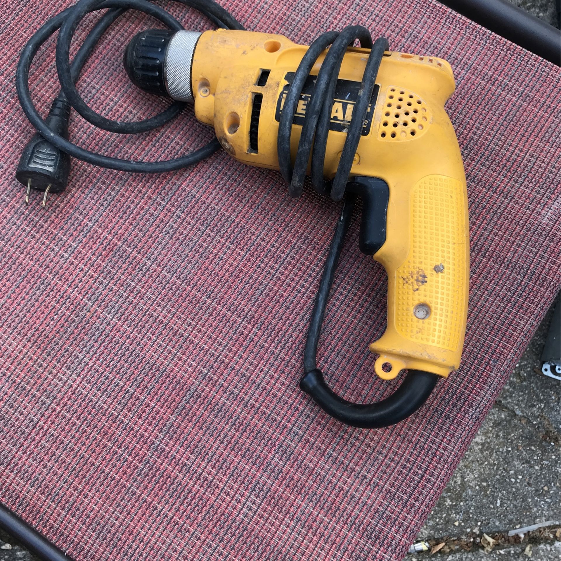 Devalt Electric Drill 