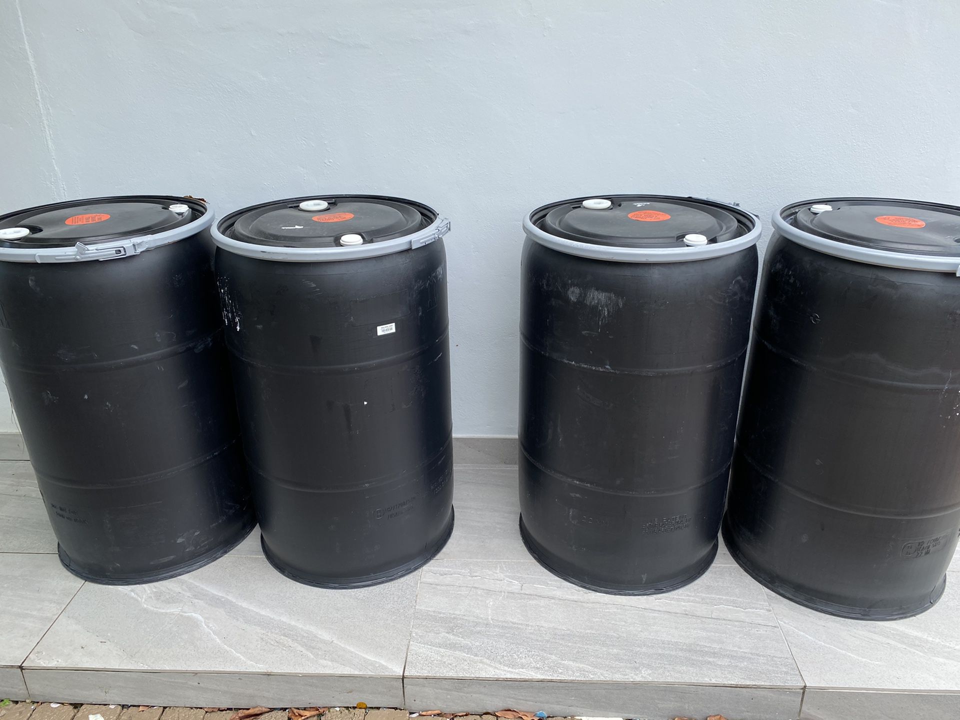 55 gallons plastic barrels open head with lock rim, barrel , barriles , drum , drums