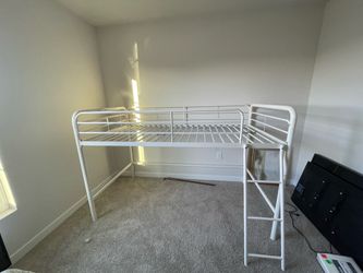TWIN Loft bed/ bunk bed
