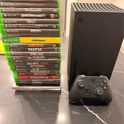 Xbox Series X 1tb & 25 Games