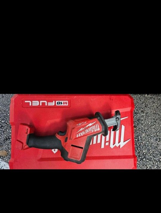 Drill And Impact Driver. Also came with saw.