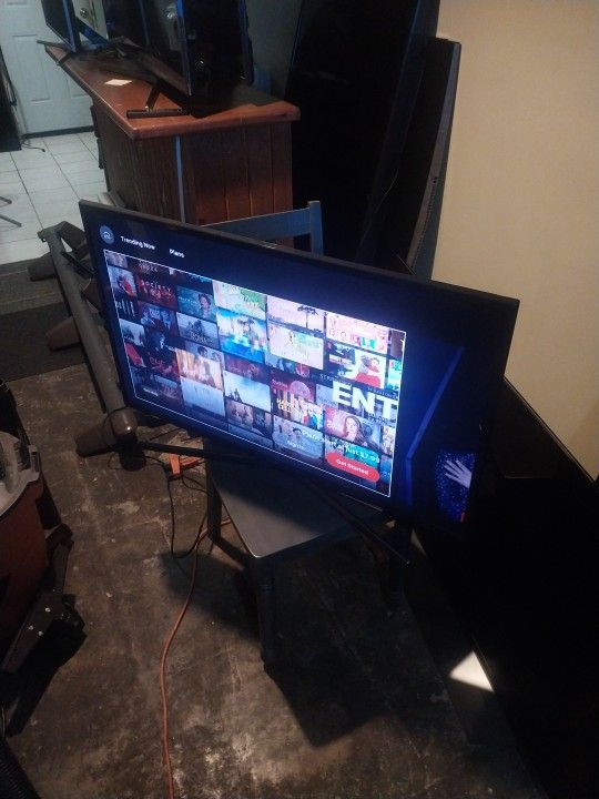 4o Inch Samsung Smart Tv