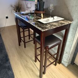 BarTop Height Table & Stools 