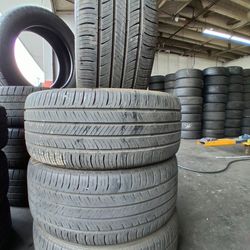 Vendo Un Set De Llantas Usadas Hankook 235/45R18 En Perfectas Condiciones Las 4 Instaladas Y Balansiadas 