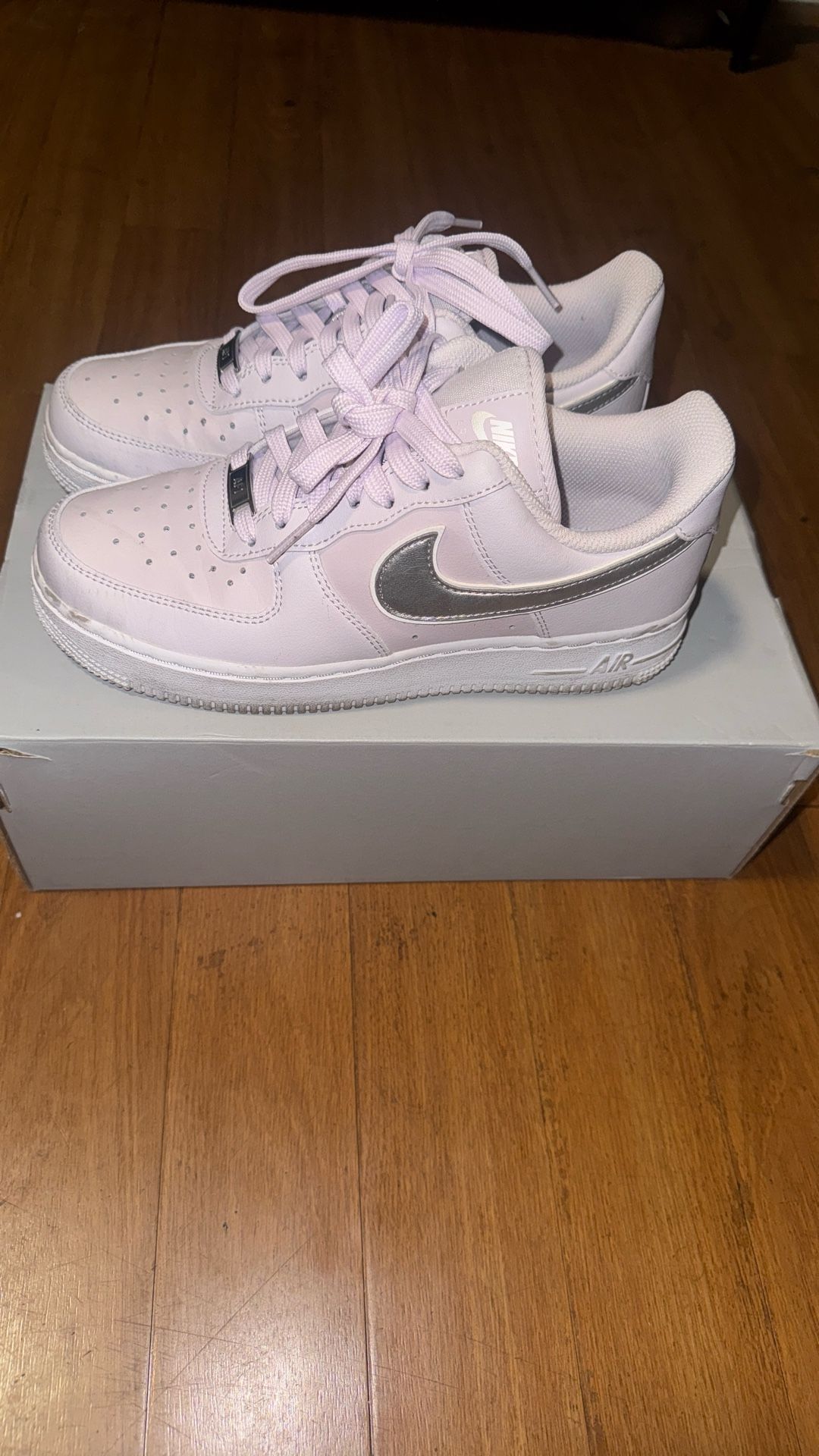 Nike Air Force '07 Essential “Venice Metallic Silver White