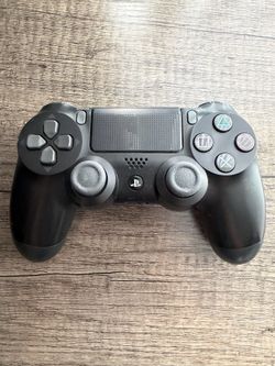 PS4 DualShock Controller