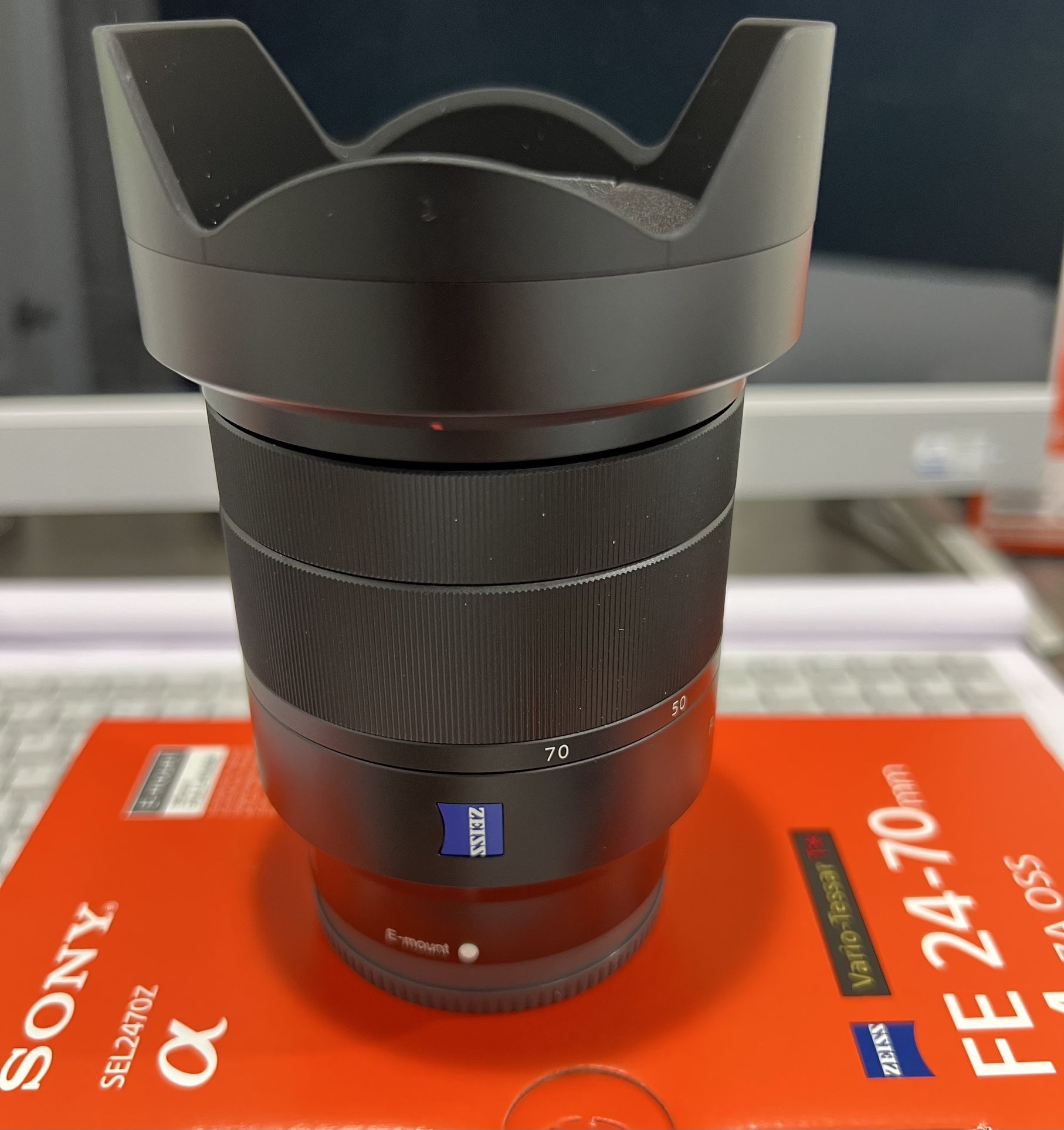 Sony Lens 24-70mm
