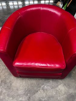 Red swivel chair