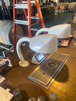 COMMERCIAL COFFEE DRIP