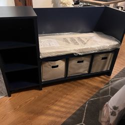 Book/Toy bench