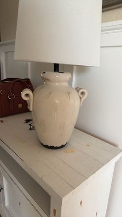 Table lamp