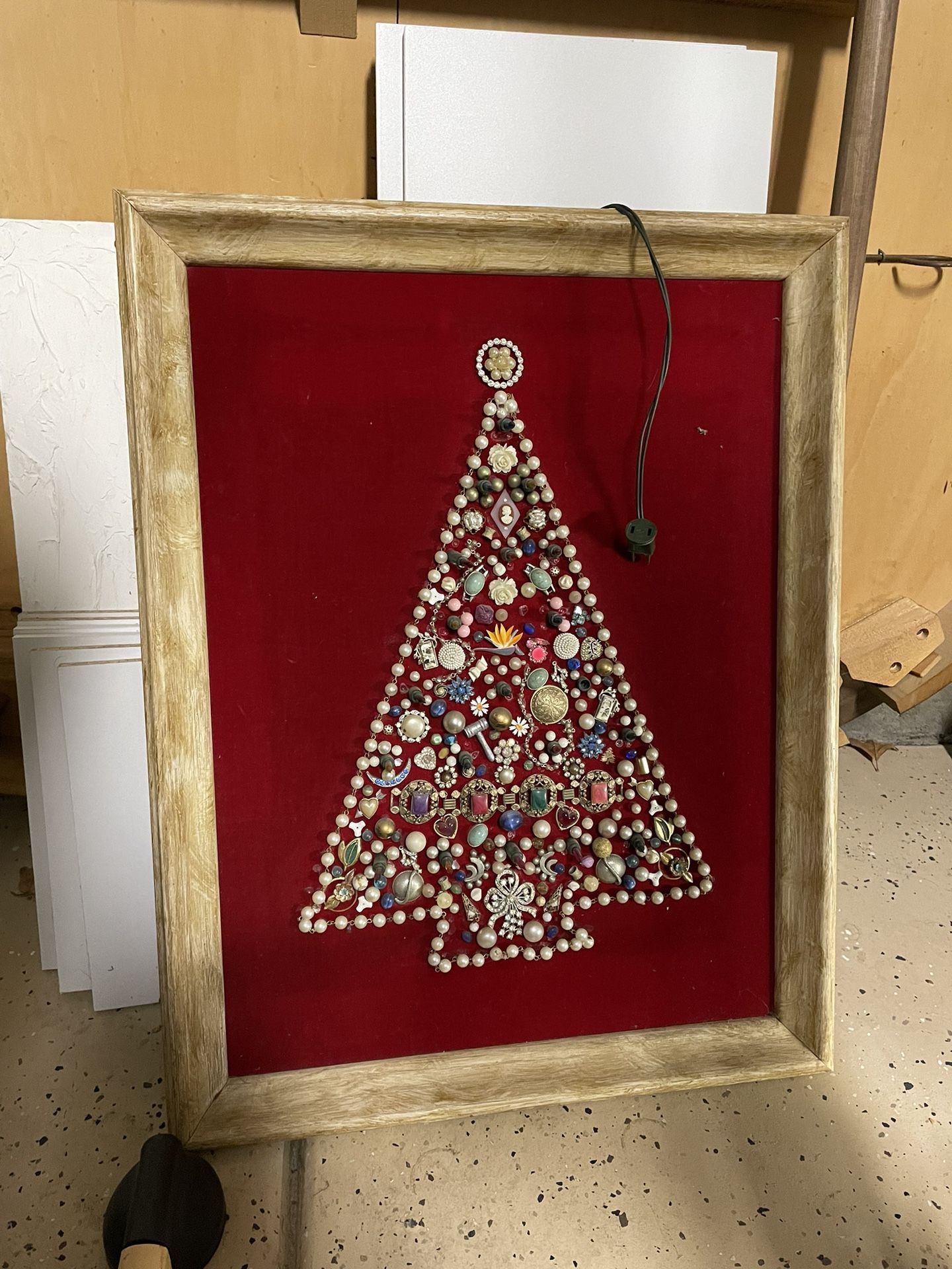 Vintage Christmas Tree Light Up Artwork