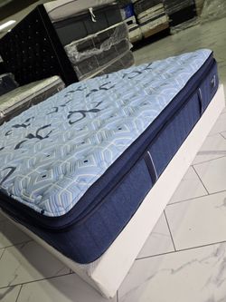 King Sizes Mattress And Box Spring Pillowtop Stearns And Foster