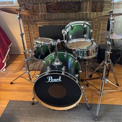 Pdp By DW Maple Drum set With Zildjian Cymbals and Pearl Hardware