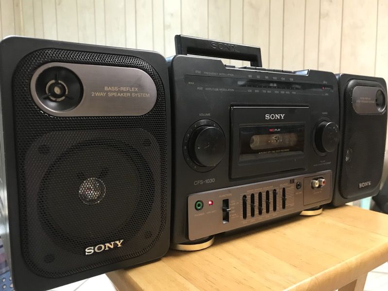 1988 Sony CFS-1030 Boombox $10