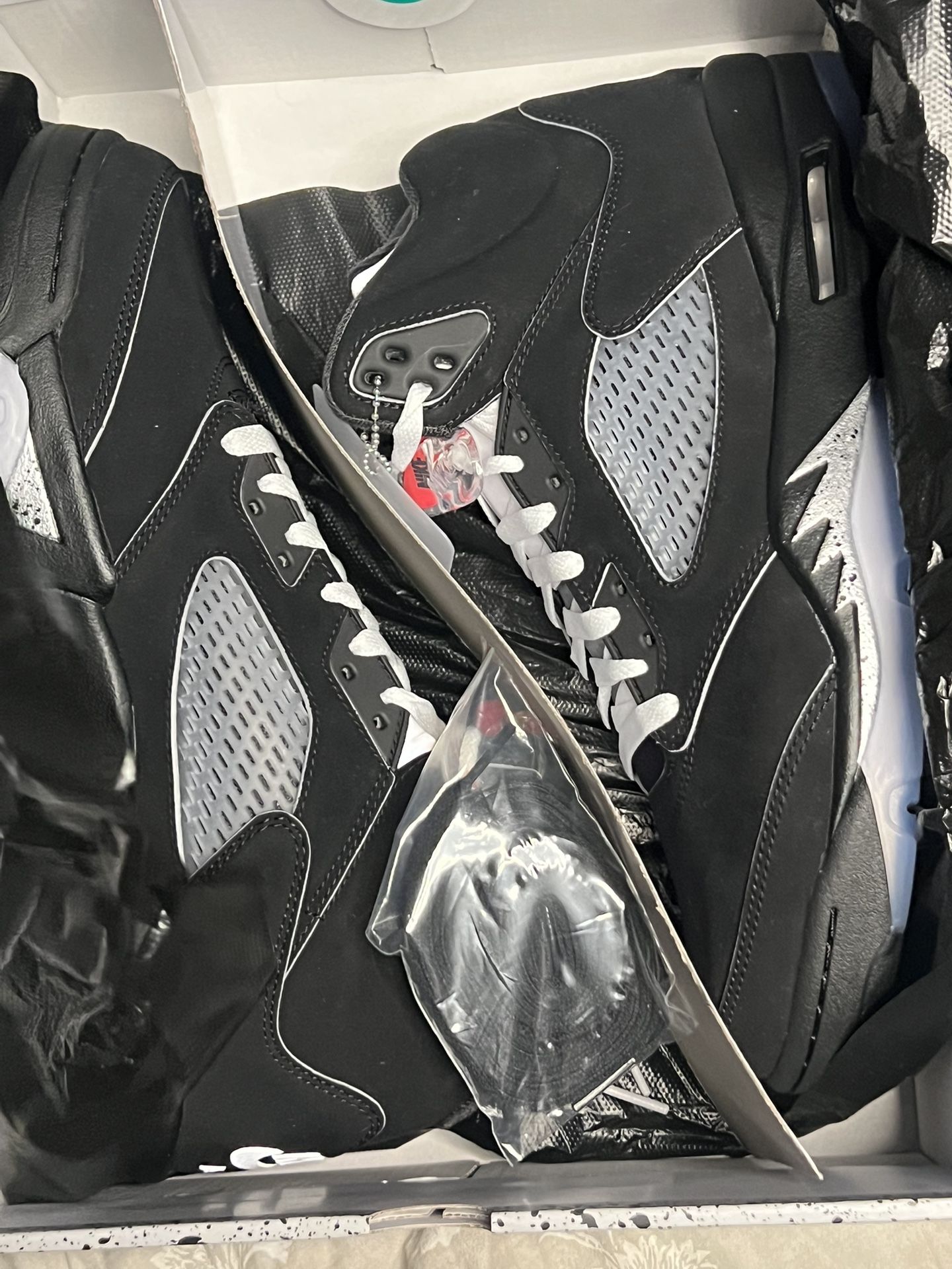 Air Jordan 5 Reimagined Metallic Size 11