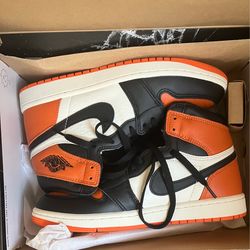 Shattered backboards Jordan 1s