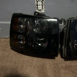 2007-13 Chevy Silverado headlights