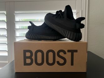 YEEZY BOOST 350 V2 - ONYX