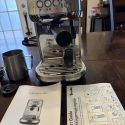 Breville Bambino Plus Expresso Machine 