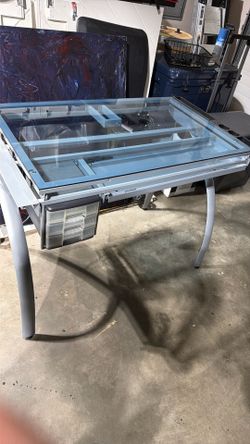 Drawing/Drafting table