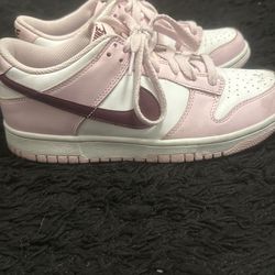 Pink Nike 7y
