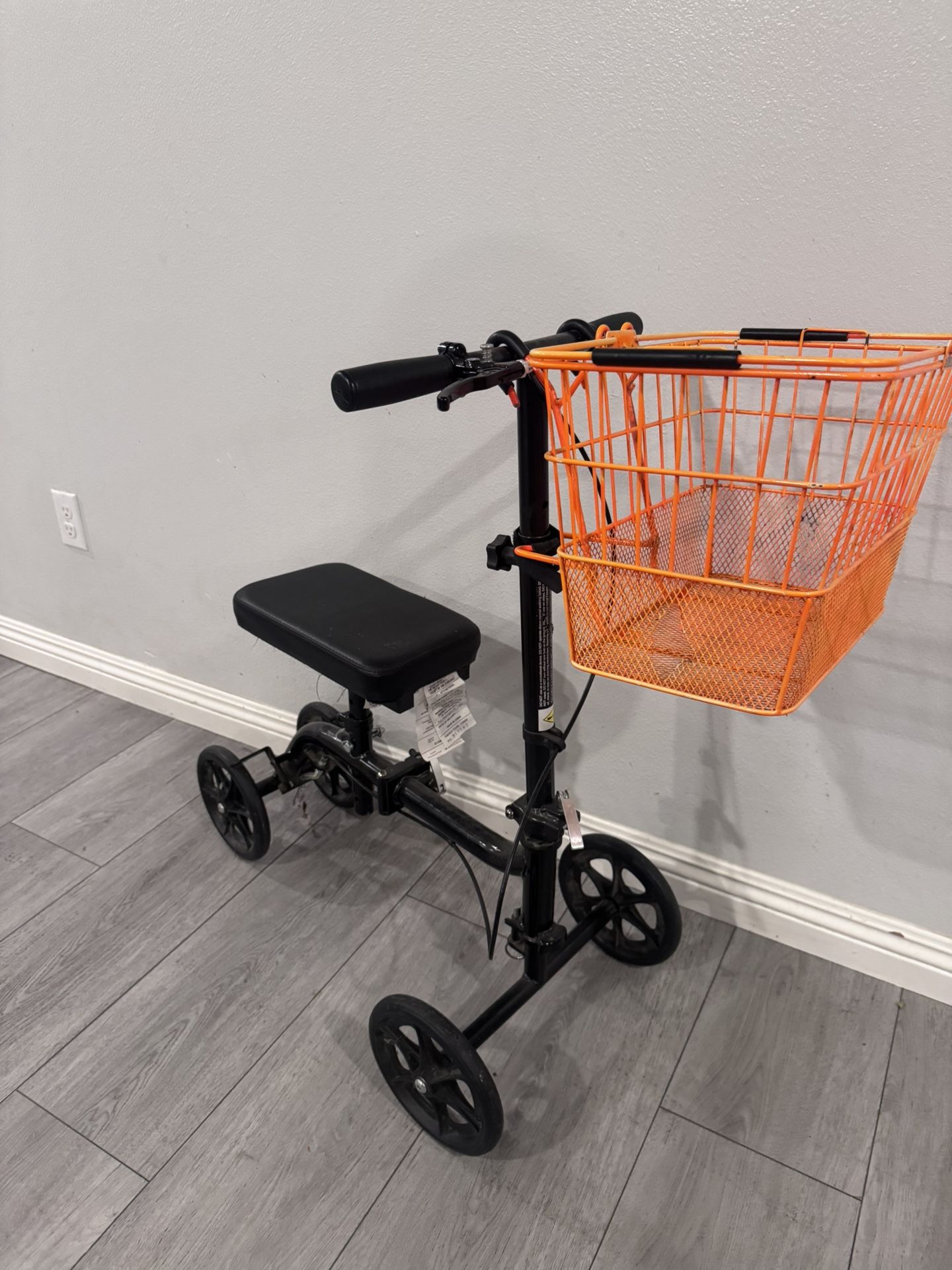 knee scooter
