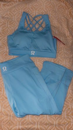 Sport top with capri leggings