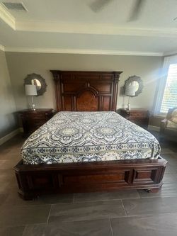 3 piece solid wood king size bedroom set